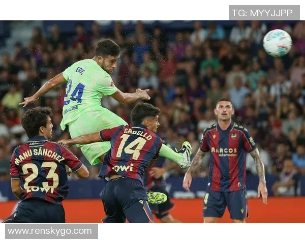 从弃将到中心！万金油续约巴萨留悬念，弗里克为何看好他？